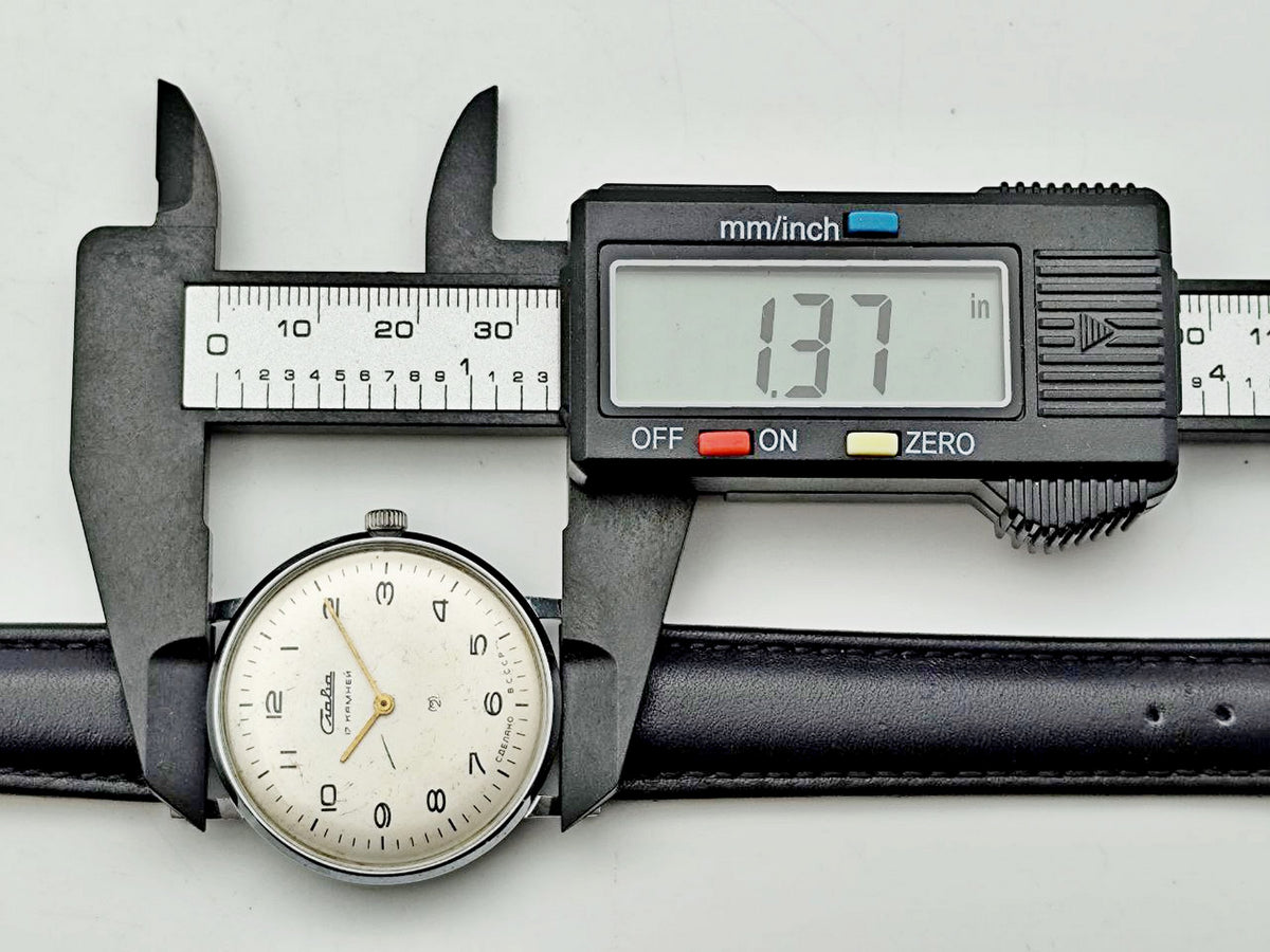 Vintage SLAVA 1600 Ultraslim Soviet Mechanical Wristwatch | Rare Men's Dress Watch 17 Jewels USSR