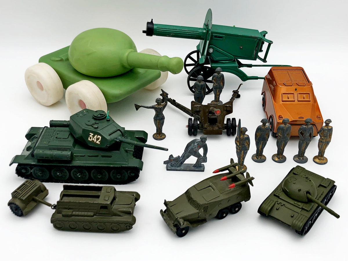 Collectible Models & Toys