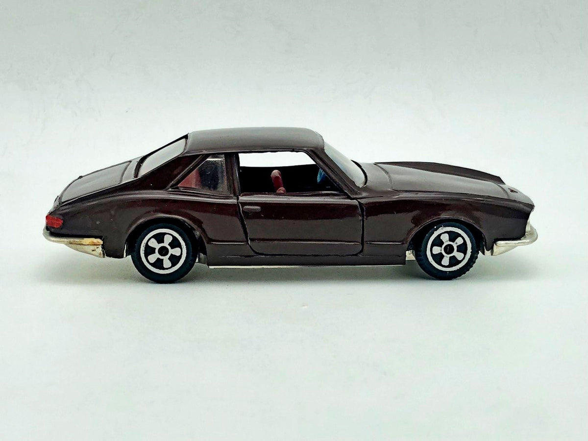 Vintage Soviet Ghia V.280 Coupe Diecast Car | USSR 1/43 Scale Model
