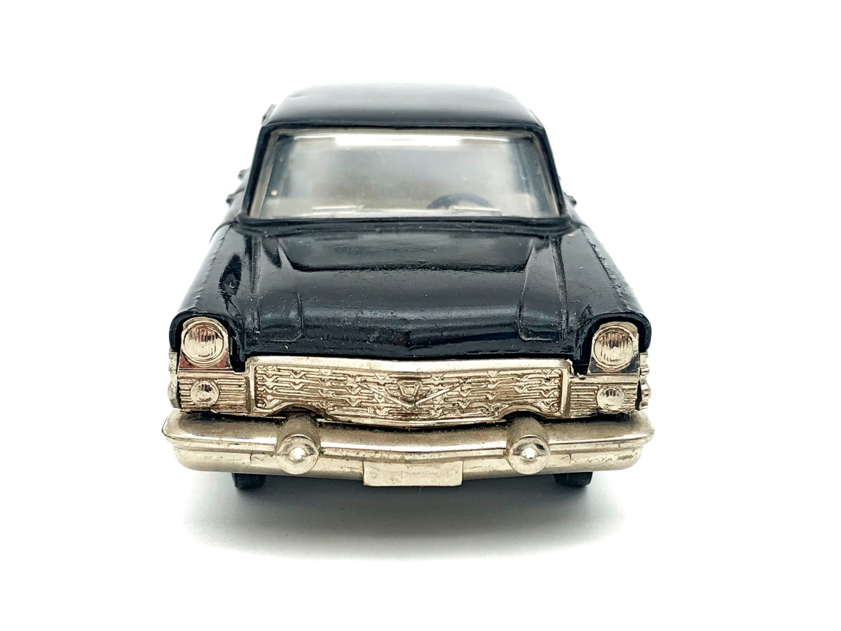 Vintage GAZ-13 Chaika Limousine Model Car | USSR 1:43 Scale Diecast Collectible