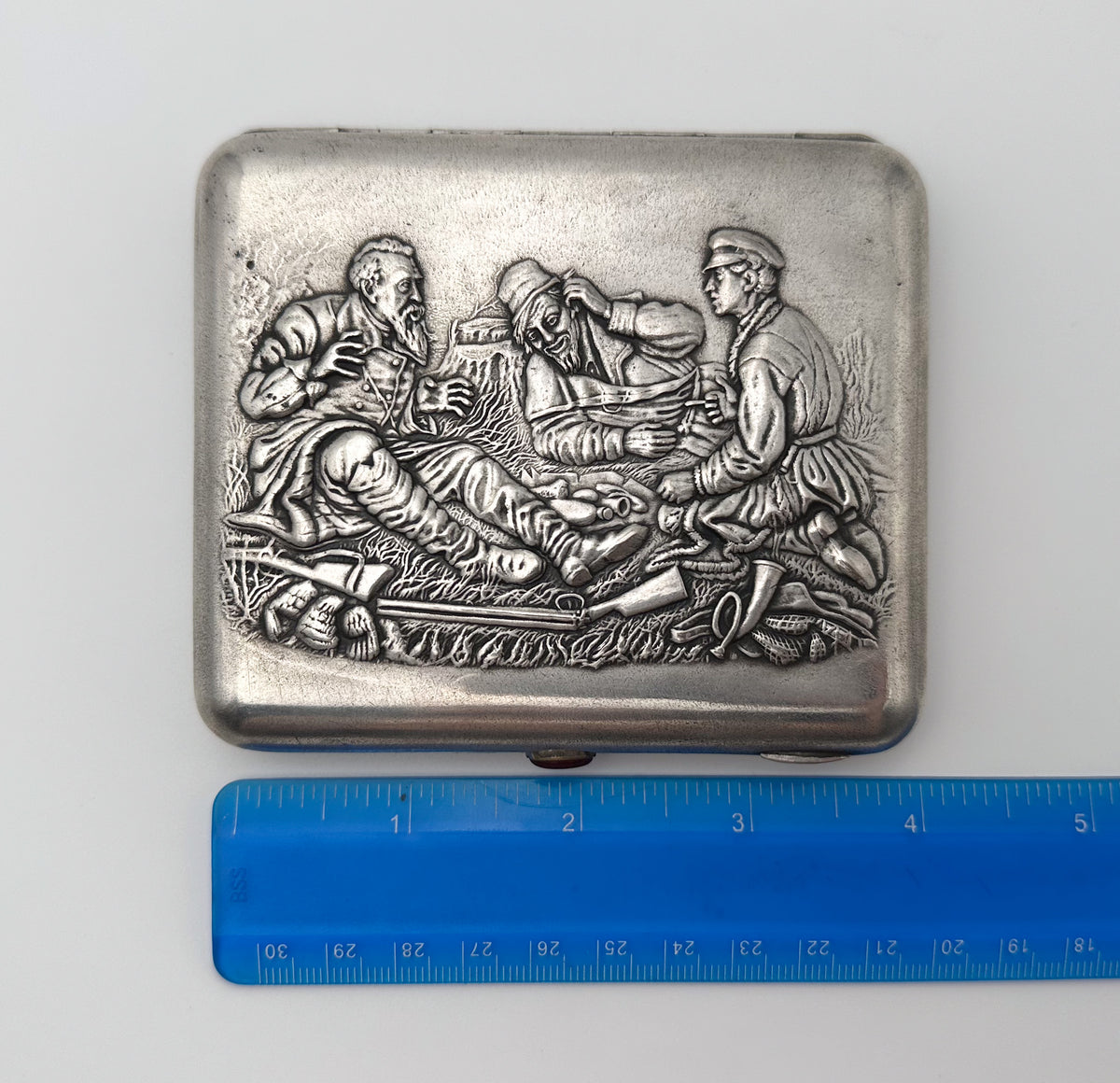 Cigarette Case Hunters at Rest Vintage Soviet | Artel Pobeda Moscow Melchior Tobacciana Perov USSR