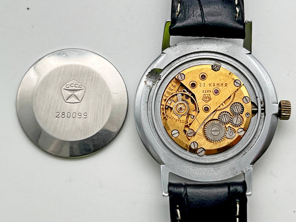 Vintage LUCH 2209 Ultra Slim Soviet Mechanical Watch | Rare USSR Football Soccer Players Dial 23 Jewels Men's Wristwatch