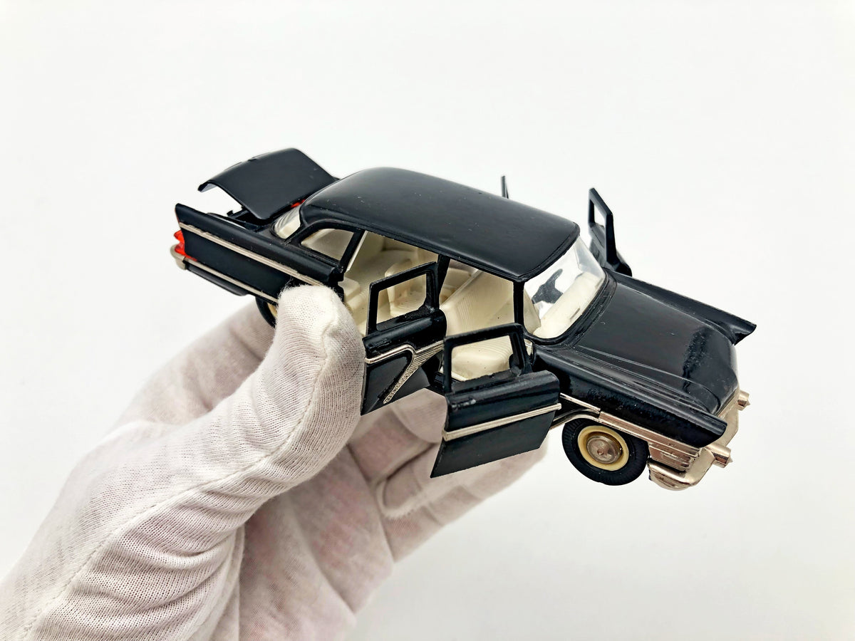 Vintage GAZ-13 Chaika Limousine Model Car | USSR 1:43 Scale Diecast Collectible