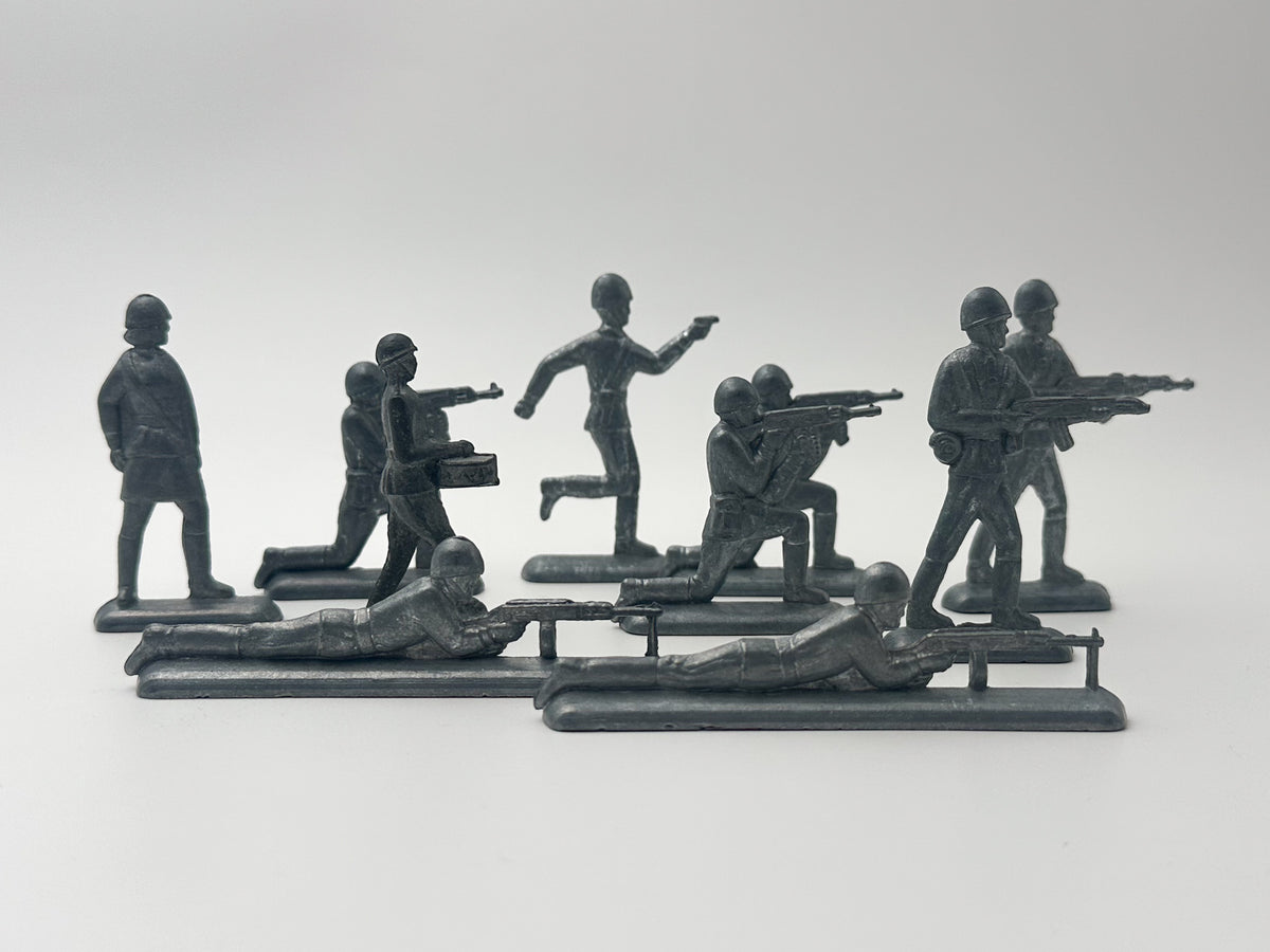 Vintage Soviet Metal Toy Soldiers Action Poses Lot | USSR Cast Figures Combat Set of 10