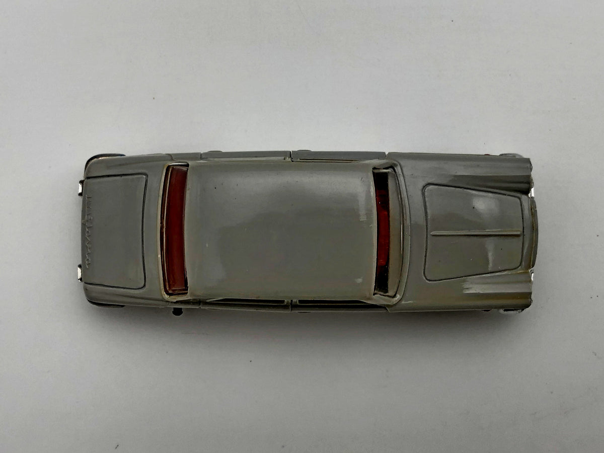 Vintage Fiat 1500 / Lancia Flavia Model Car | USSR 1:43 Scale Collectible Remake