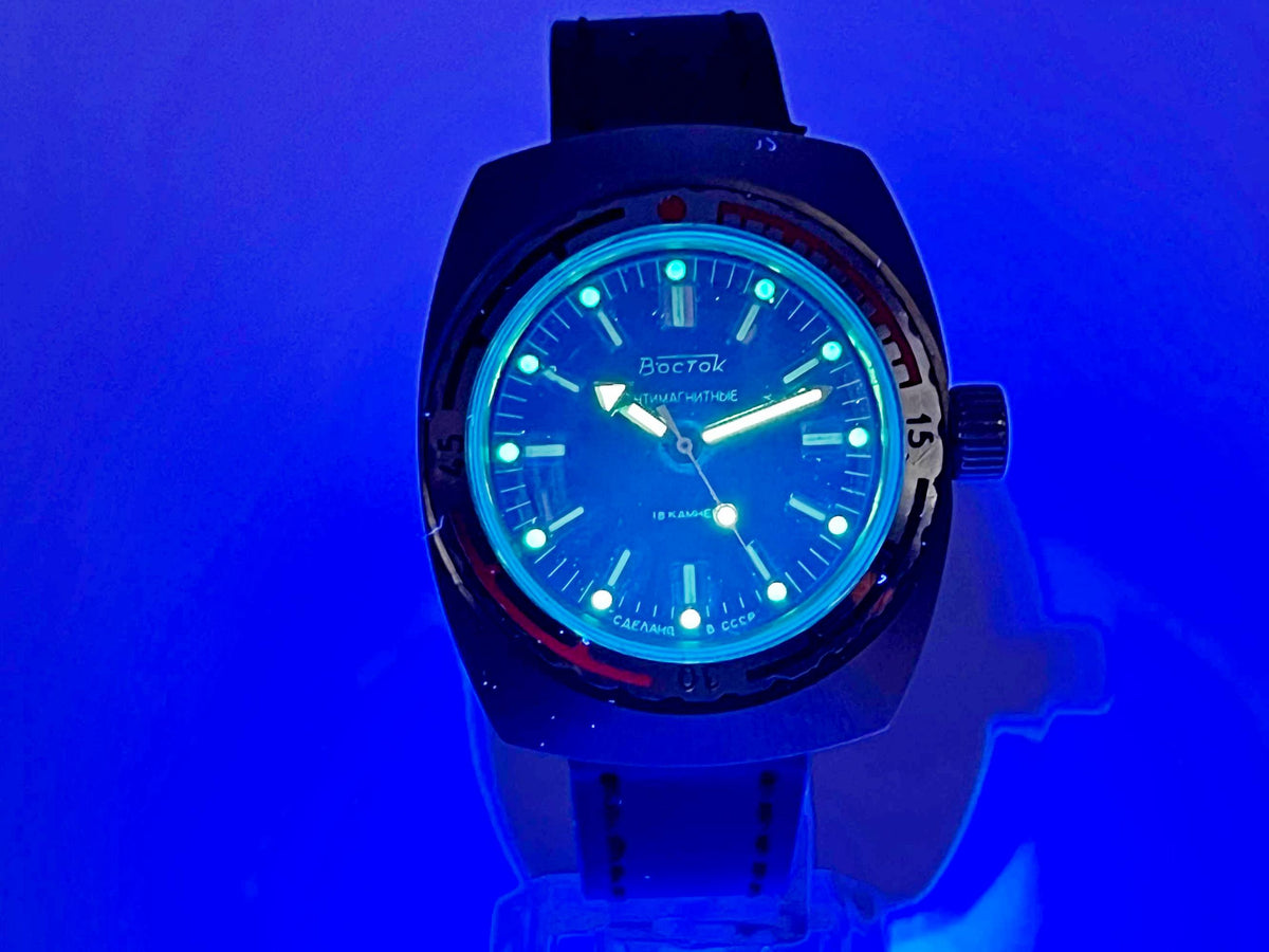 Vintage VOSTOK WOSTOK Amphibian Barrel 2209 Antimagnetic Soviet Mechanical Watch | USSR Diver Blue Dial 18 Jewels 200m Men's Wristwatch