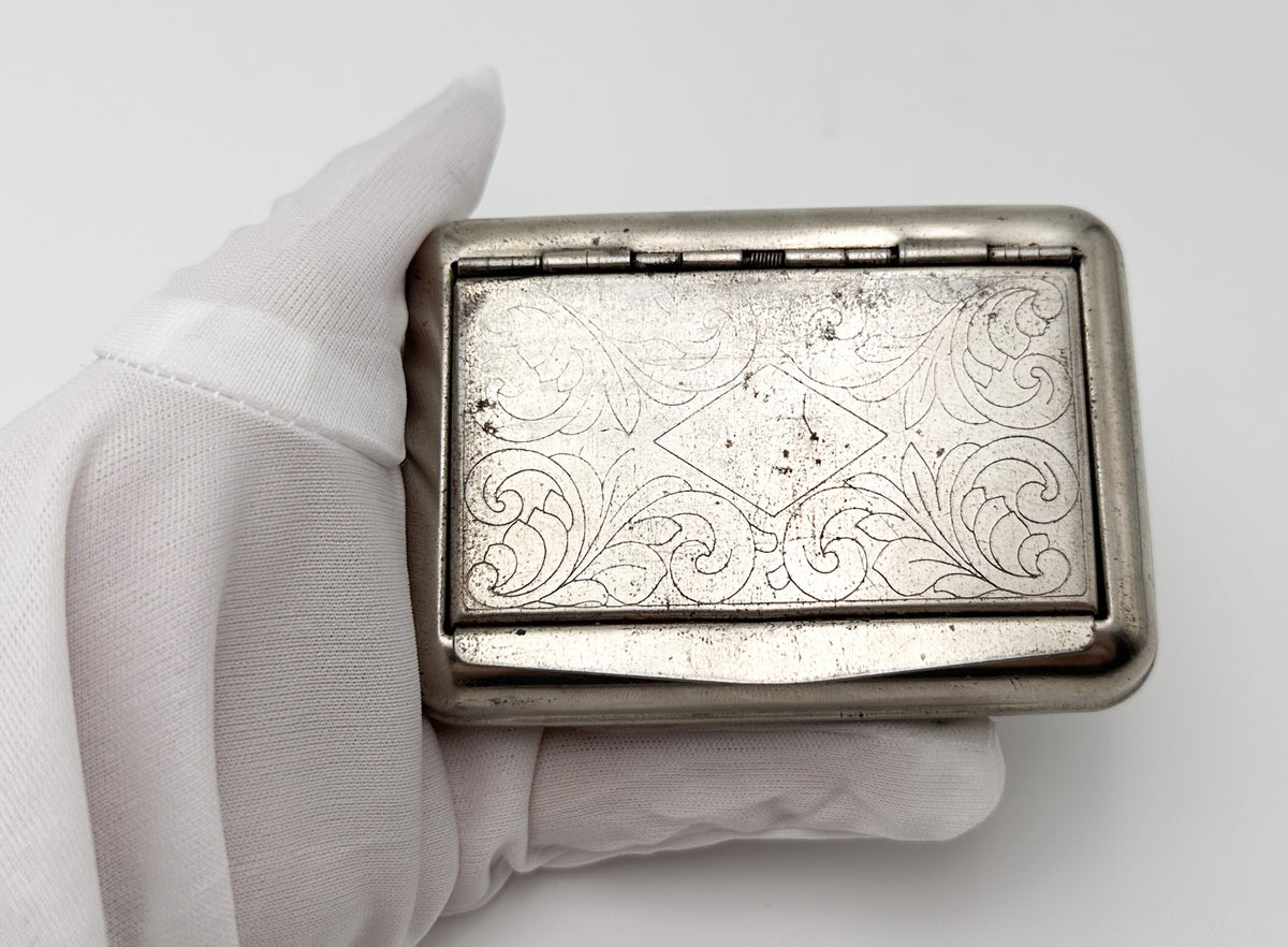 Vintage Floral Engraved Snuffbox | Antique Silver Tone Metal Pocket Snuff Box Tobacciana