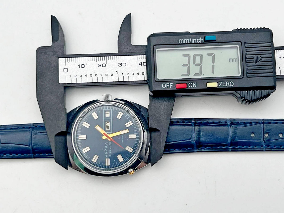 Vintage CHAYKA 2628 Soviet Mechanical Watch | Rare Blue Dial 17 Jewels USSR Dust-Proof Double-Calendar Men's Wristwatch