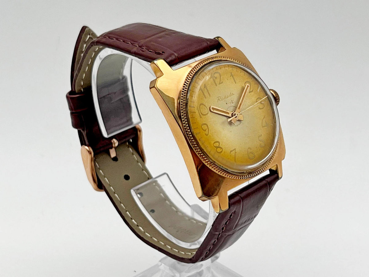Vintage Raketa 2609 Square AU 20 Soviet Mechanical Watch | USSR Watch