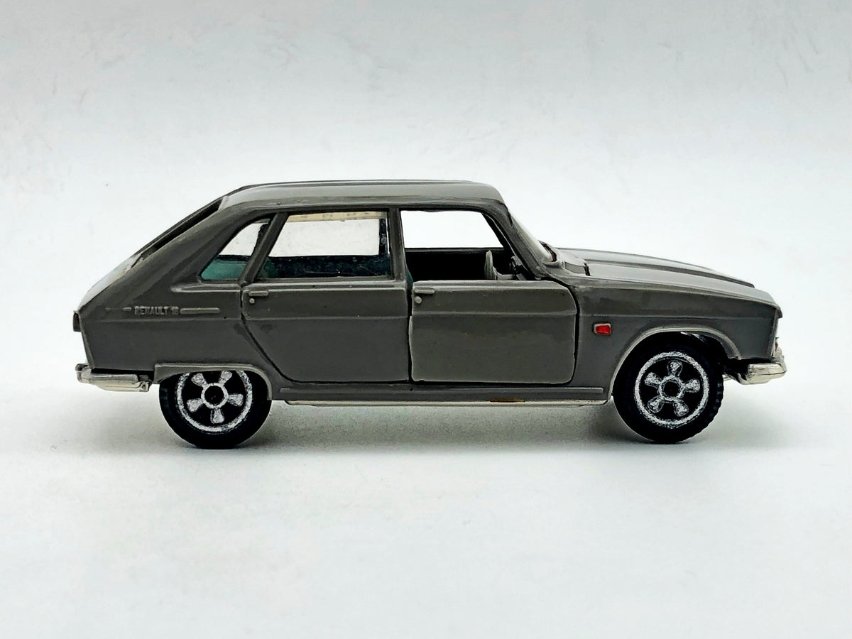 Vintage Soviet Renault 16 Diecast Car | USSR 1/43 Scale Model Remake