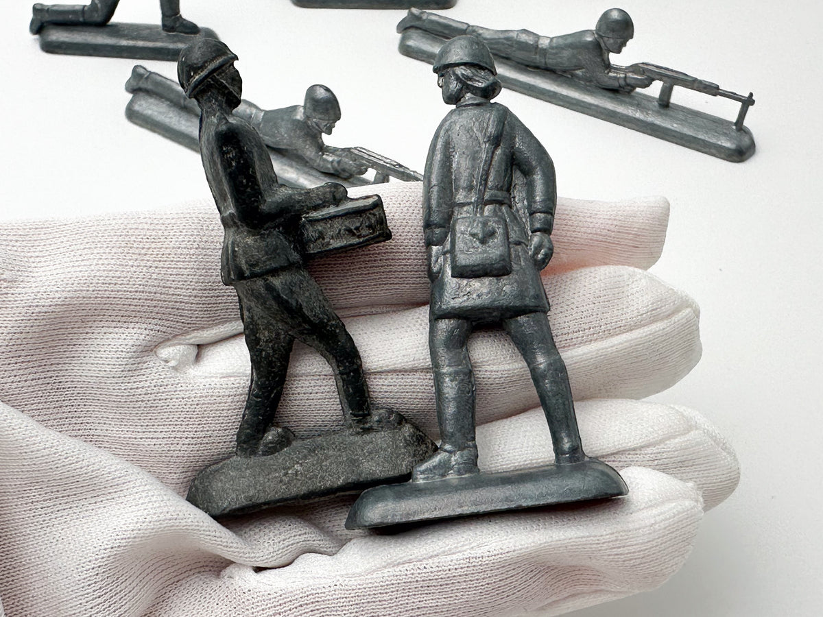 Vintage Soviet Metal Toy Soldiers Action Poses Lot | USSR Cast Figures Combat Set of 10