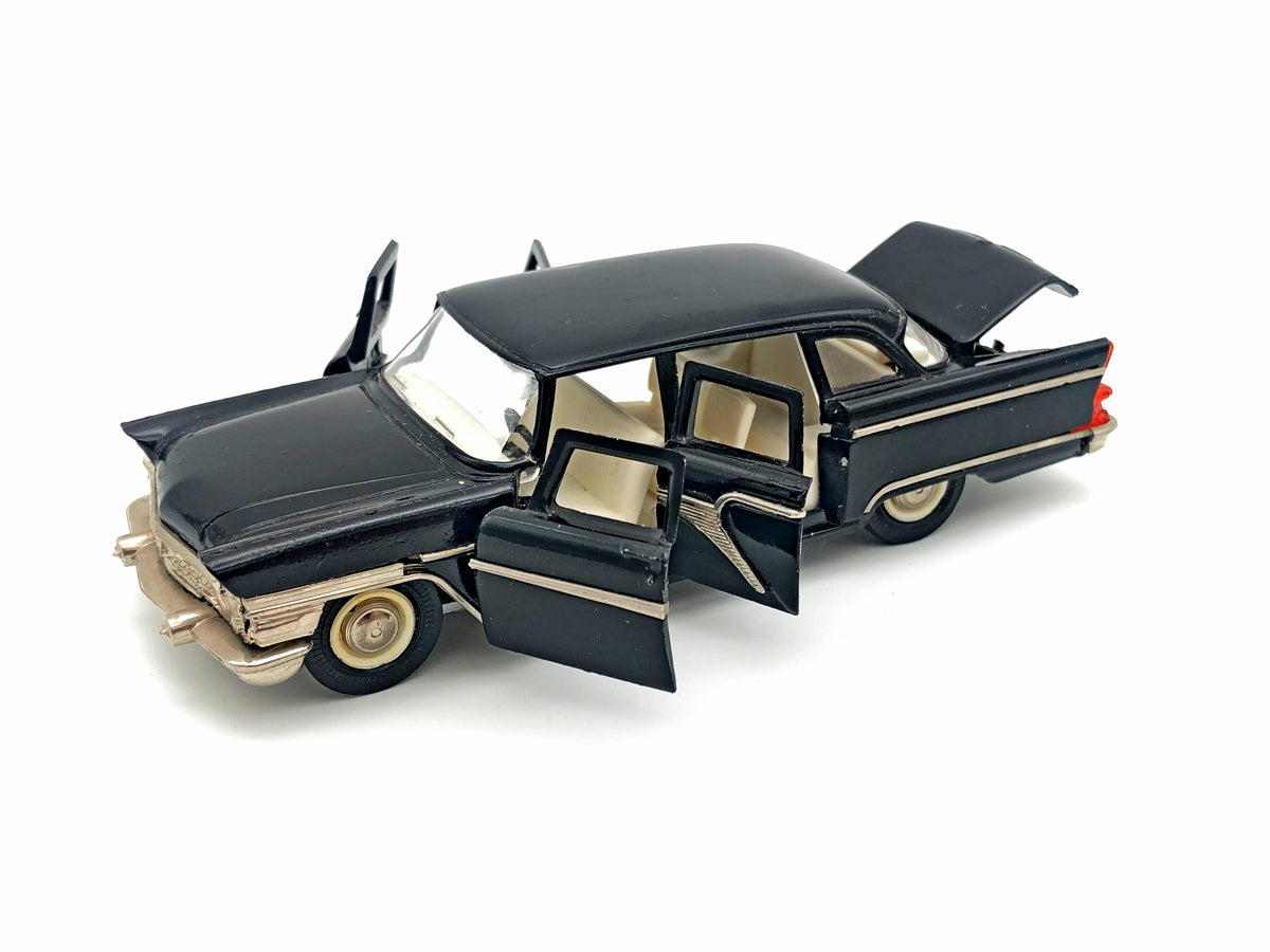 Vintage GAZ-13 Chaika Limousine Model Car | USSR 1:43 Scale Diecast Collectible