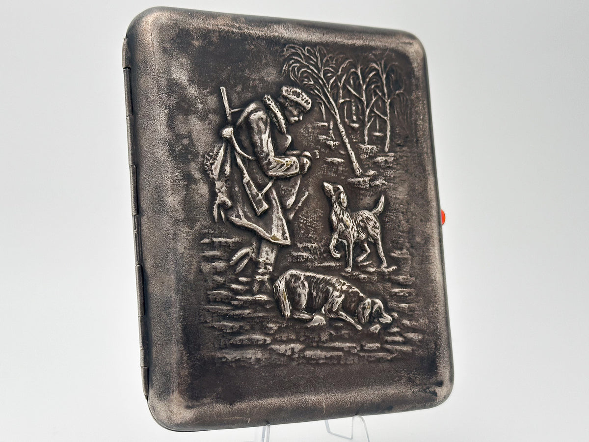 Cigarette Case Hunter with Two Dogs Vintage Soviet | Novosibirsk Plant NPZ Tobacciana USSR