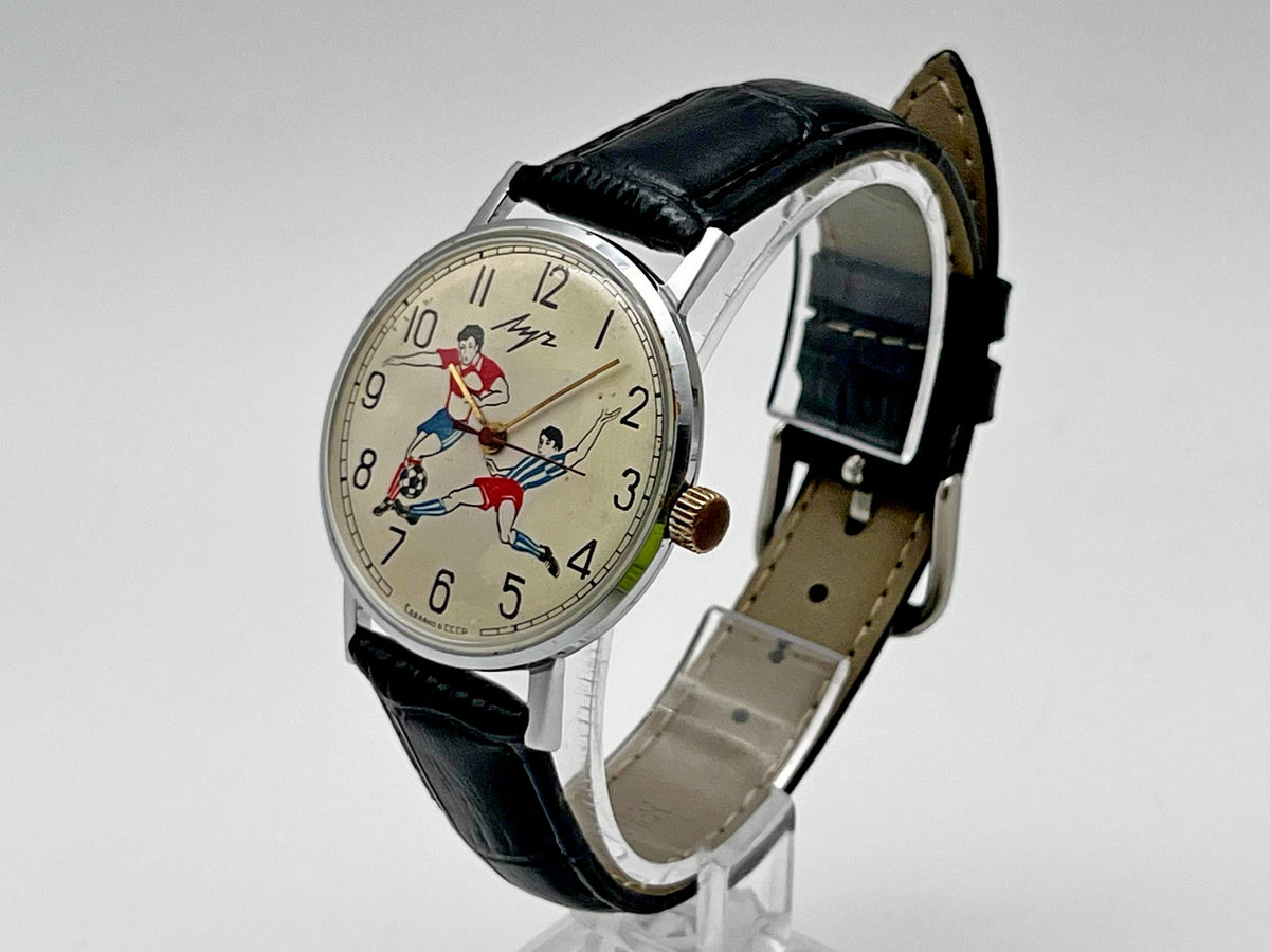 Vintage LUCH 2209 Ultra Slim Soviet Mechanical Watch | Rare USSR Football Soccer Players Dial 23 Jewels Men's Wristwatch