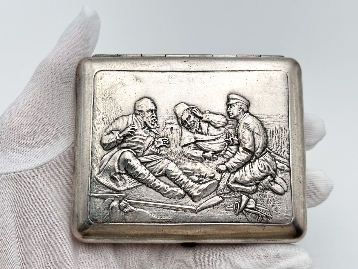 Cigarette Case Hunters at a Rest Vintage Soviet | Perov Metallodetal Melchior Tobacciana USSR
