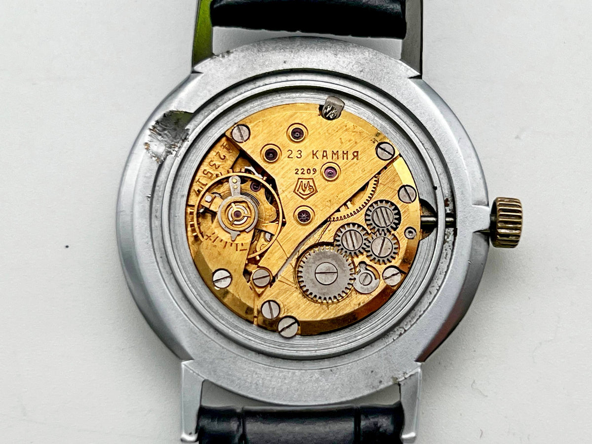 Vintage LUCH 2209 Ultra Slim Soviet Mechanical Watch | Rare USSR Football Soccer Players Dial 23 Jewels Men's Wristwatch