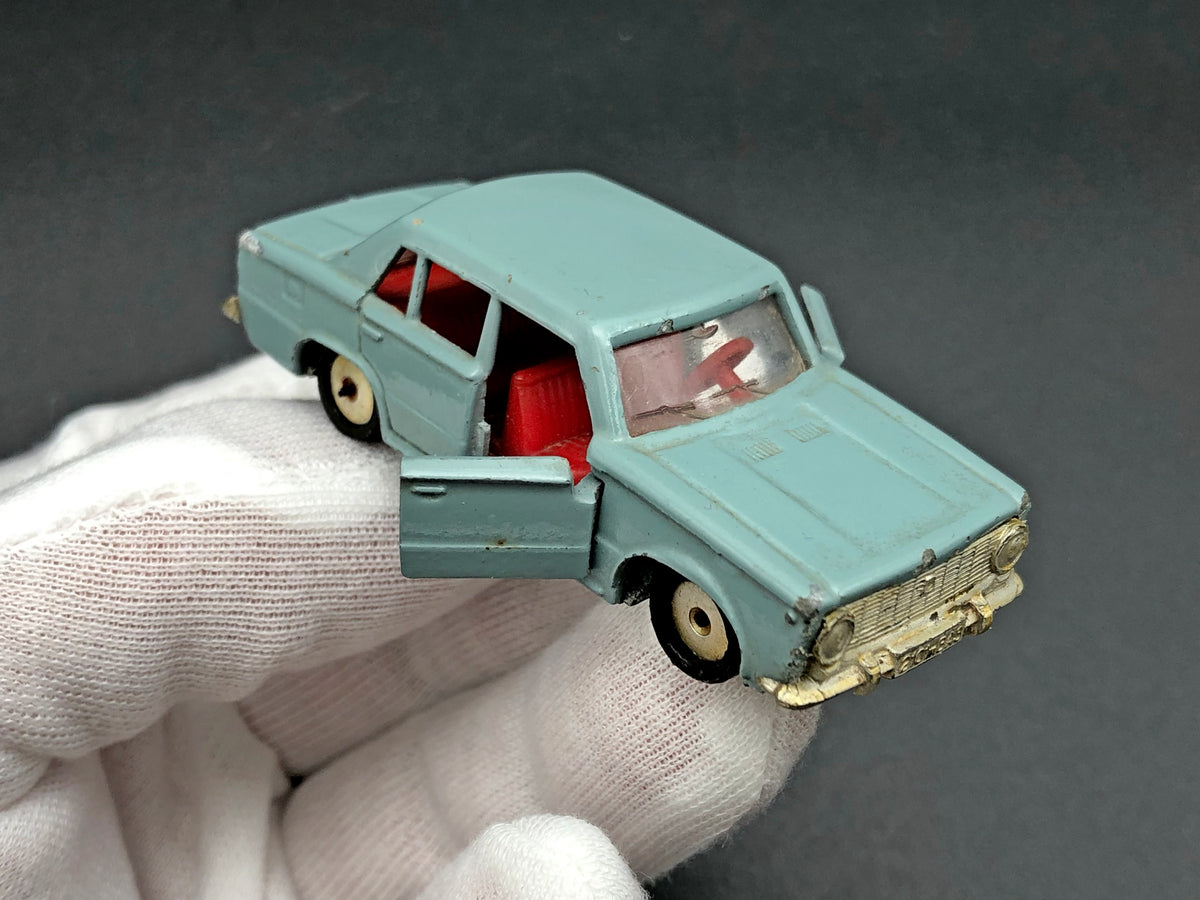 Vintage Soviet VAZ-2101 Lada Diecast Car | USSR Miniature Scale Model