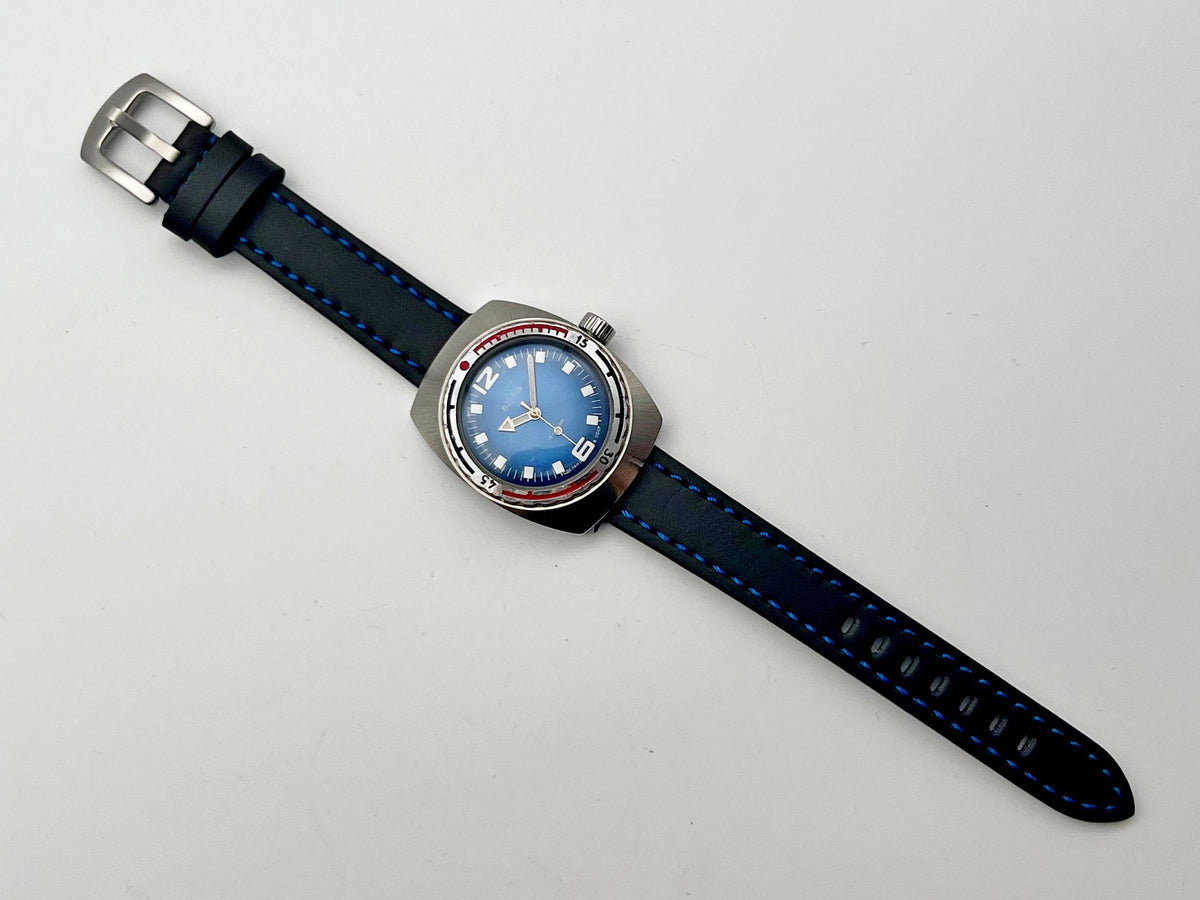 Vintage WOSTOK 2209 Barrel Amphibian Soviet Mechanical Watch | Vostok USSR Watch