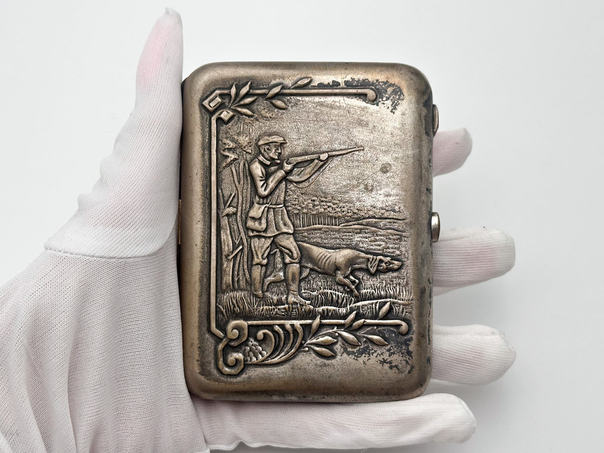 Cigarette Case Hunter and Dog Vintage Soviet | Artel Pobeda Moscow Melchior Tobacciana USSR