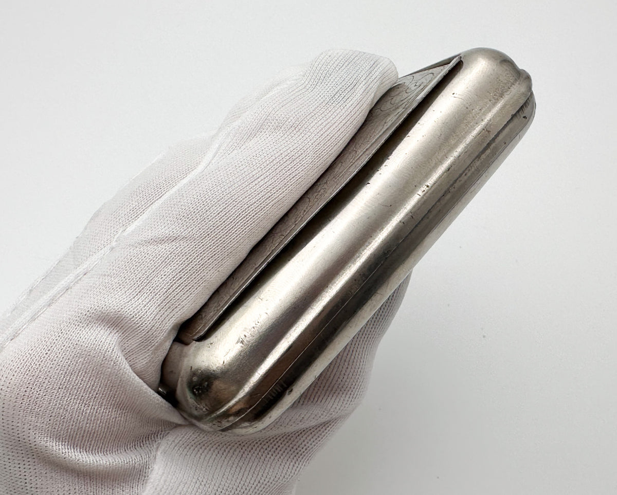 Vintage Floral Engraved Snuffbox | Antique Silver Tone Metal Pocket Snuff Box Tobacciana