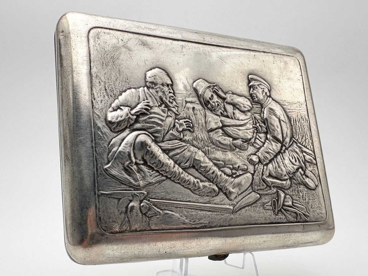 Cigarette Case Hunters at a Rest Vintage Soviet | Perov Metallodetal Melchior Tobacciana USSR