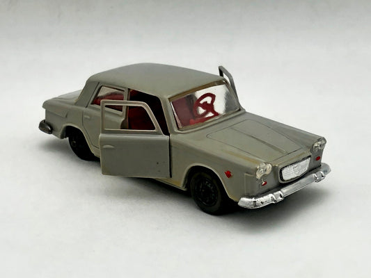 Vintage Fiat 1500 / Lancia Flavia Model Car | USSR 1:43 Scale Collectible Remake