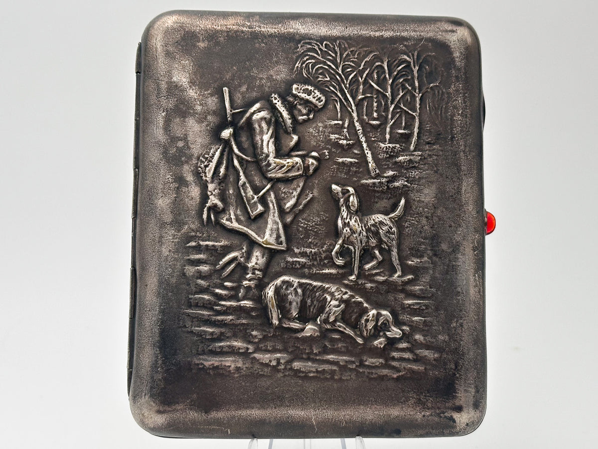 Cigarette Case Hunter with Two Dogs Vintage Soviet | Novosibirsk Plant NPZ Tobacciana USSR