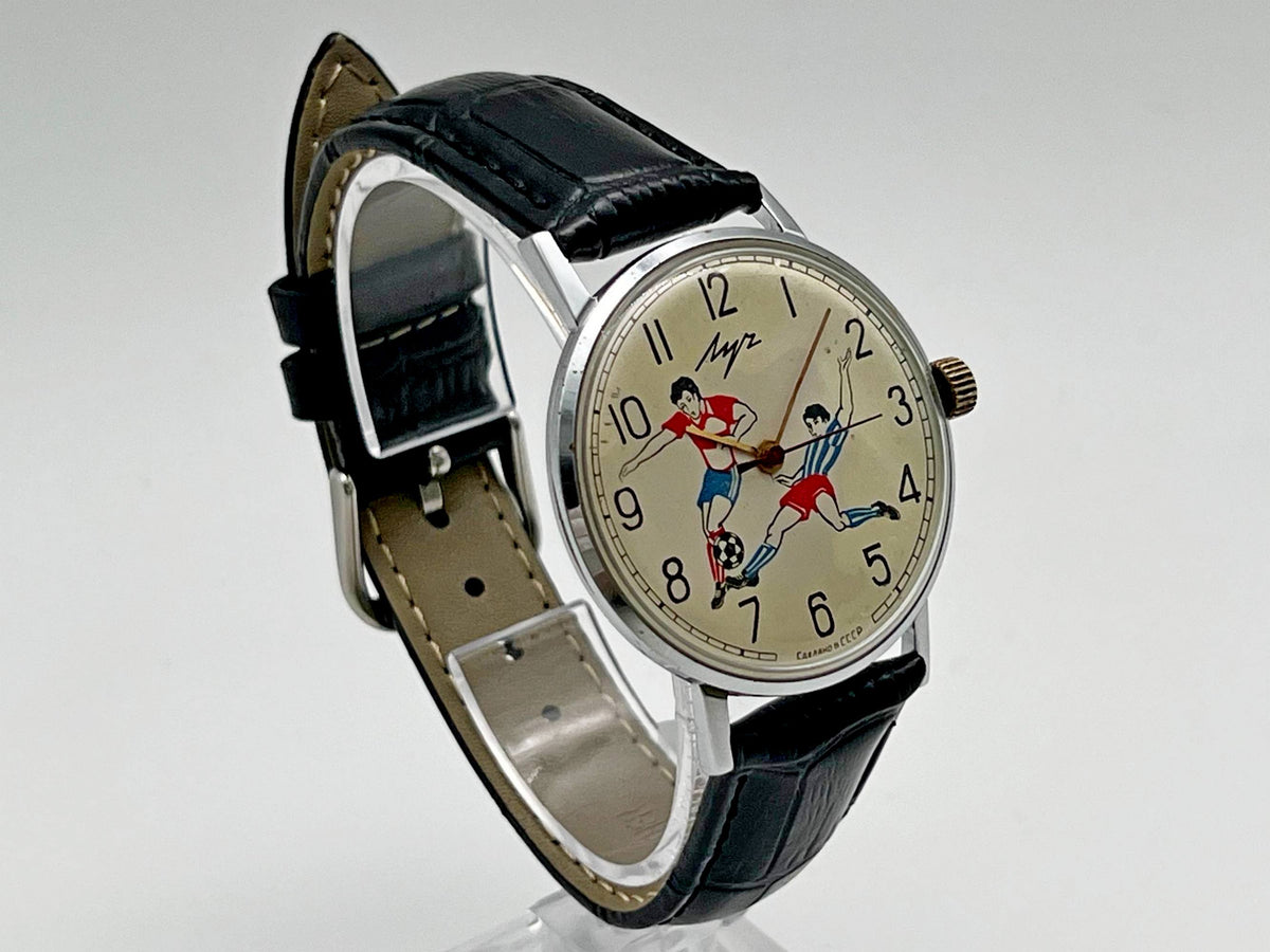 Vintage LUCH 2209 Ultra Slim Soviet Mechanical Watch | Rare USSR Football Soccer Players Dial 23 Jewels Men's Wristwatch