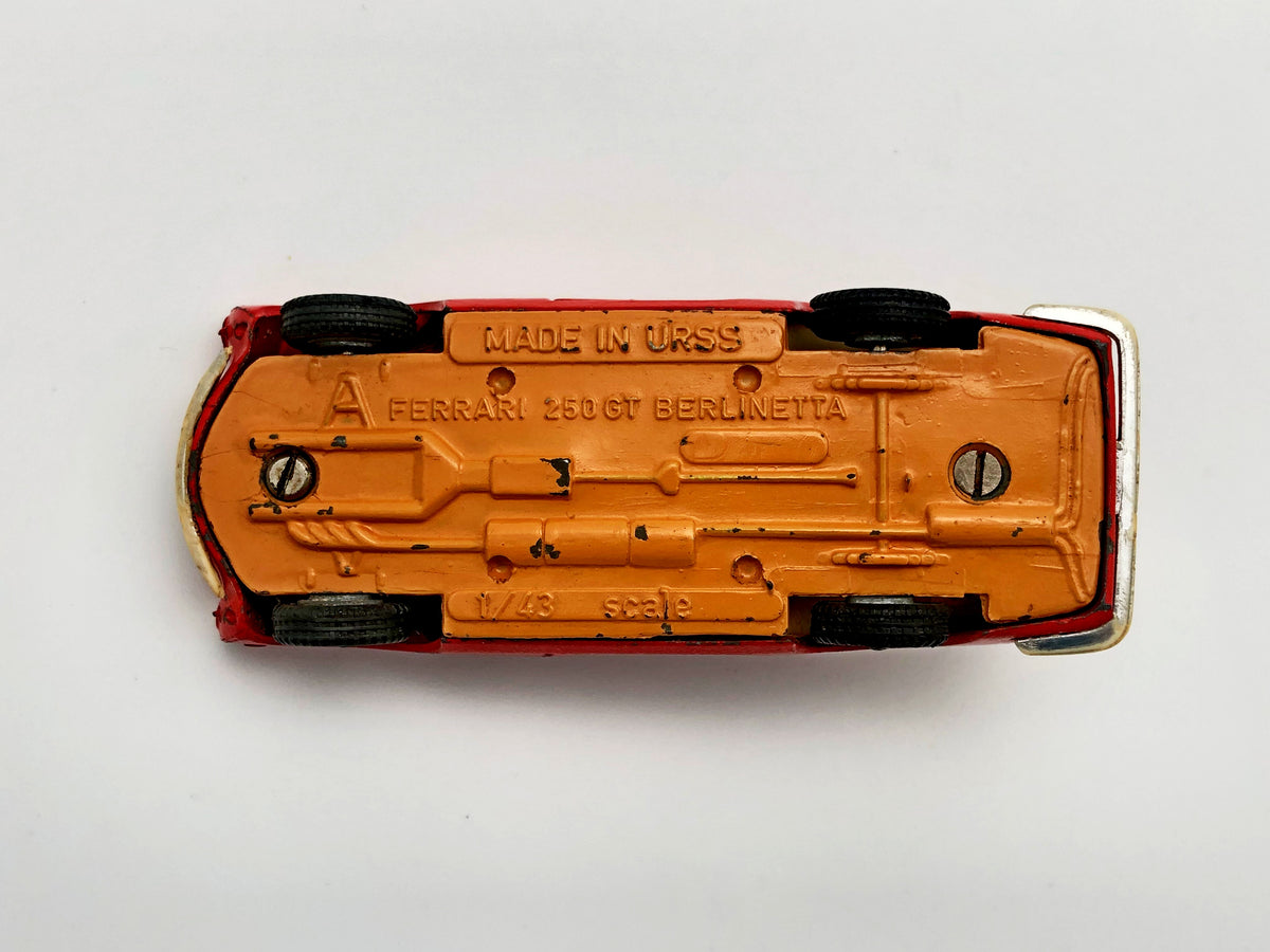 Vintage Ferrari 250 GT Berlinetta Lusso Model Car | USSR 1:43 Scale Diecast Collectible