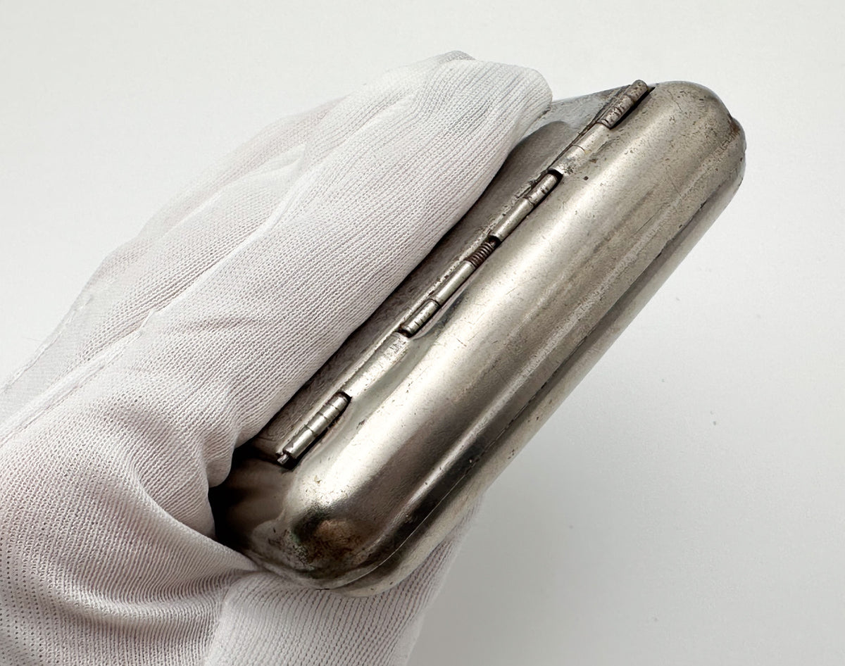 Vintage Floral Engraved Snuffbox | Antique Silver Tone Metal Pocket Snuff Box Tobacciana