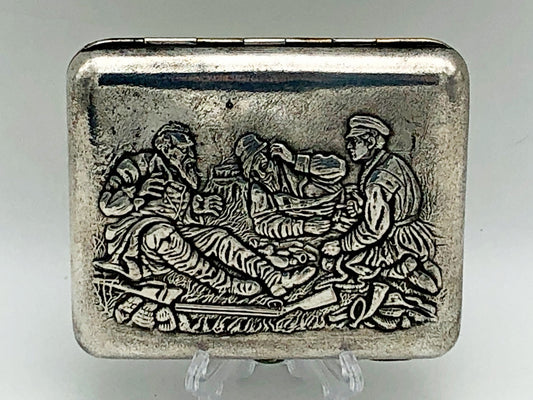 Cigarette Case Hunters at a Rest Vintage Soviet | Perov Artel Pobeda Moscow Melchior Tobacciana USSR