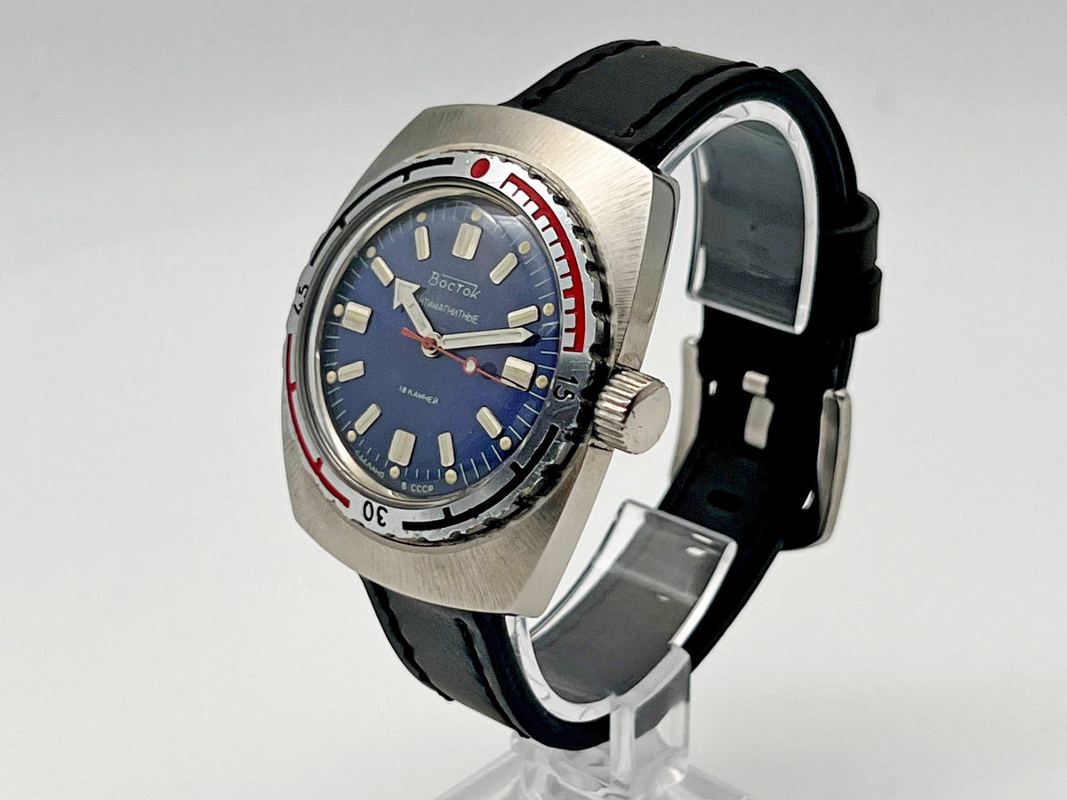 Vintage VOSTOK WOSTOK Amphibian Barrel 2209 Antimagnetic Soviet Mechanical Watch | USSR Diver Blue Dial 18 Jewels 200m Men's Wristwatch